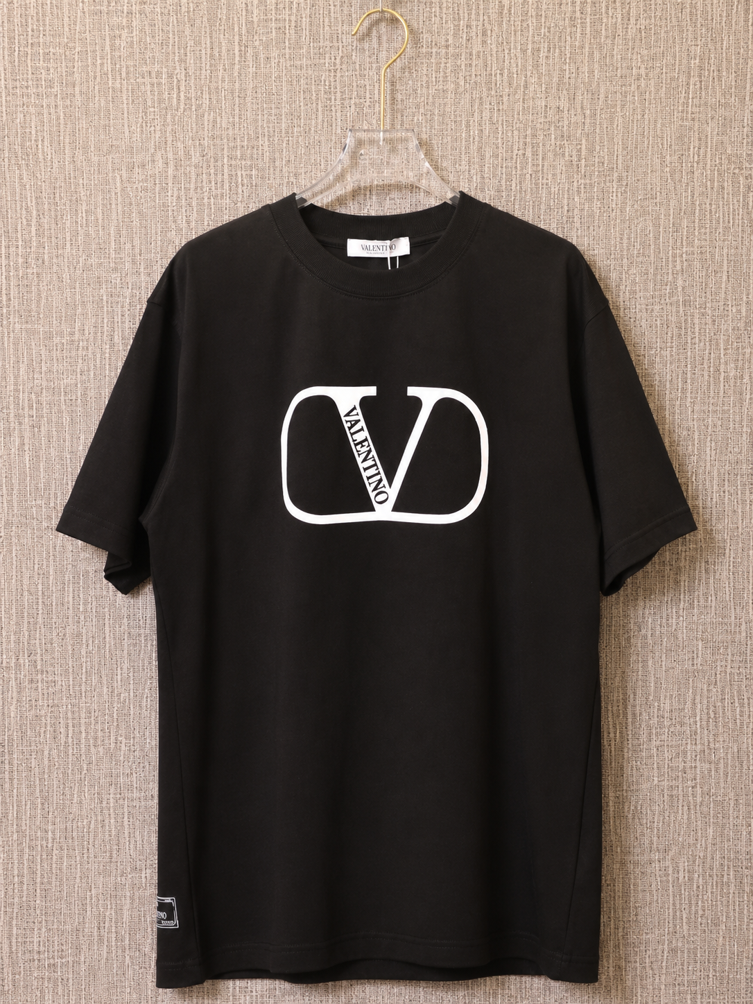 VALENTINO T-SHIRT at VANTO Egypt – product view 3
