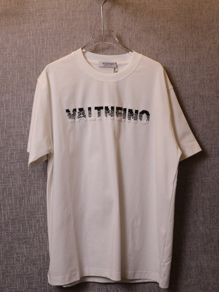 VALENTINO T-SHIRT at VANTO Egypt – product view 1