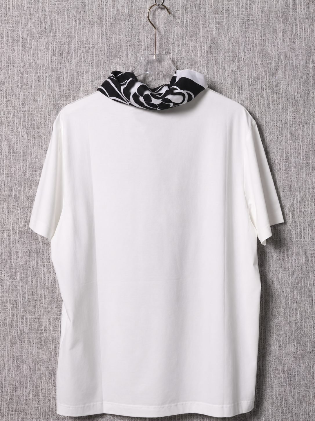 PRADA T-SHIRT at VANTO Egypt – product view 4