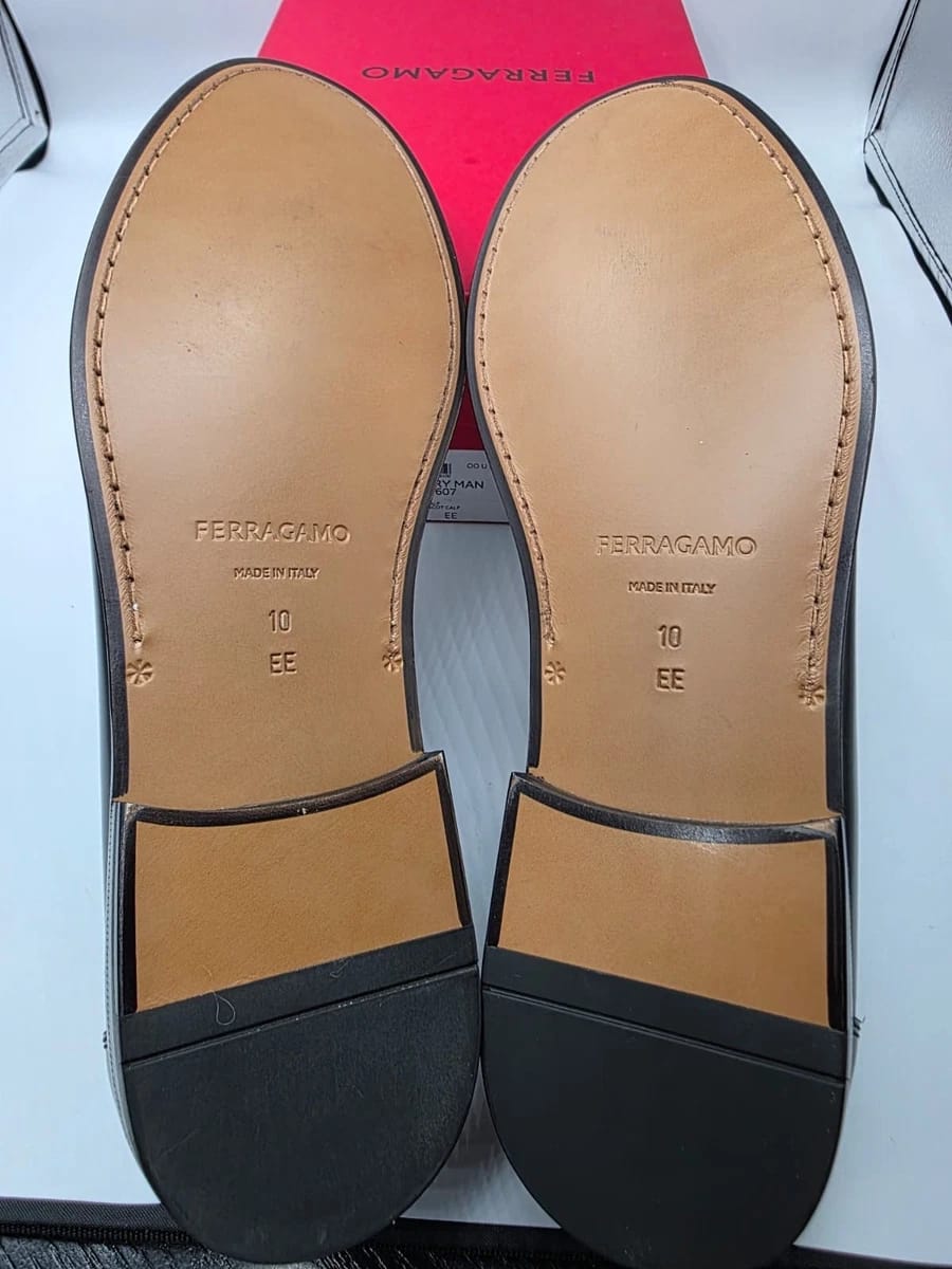 SALVATORE FERRAGAMO SHOES at VANTO Egypt – product view 1