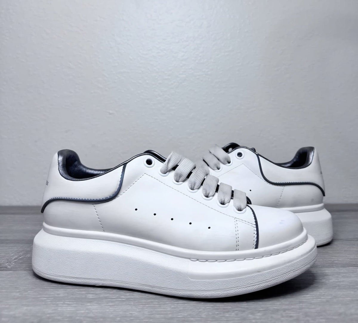 ALEXANDER MCQUEEN SHOES at VANTO Egypt – product view 3
