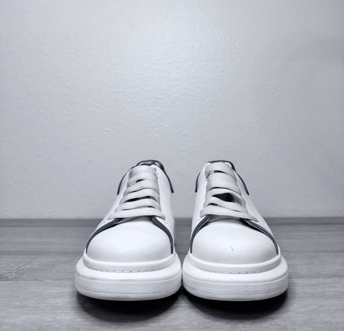 ALEXANDER MCQUEEN SHOES at VANTO Egypt – product view 5